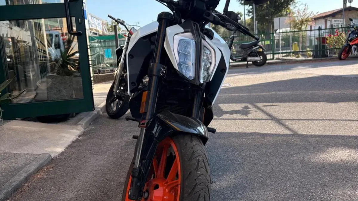 KTM 125 Duke (2021 - 23)  (3)