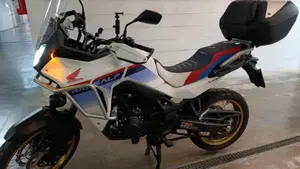 Honda Transalp XL750 Travel Edition (2023 - 24)  (2)