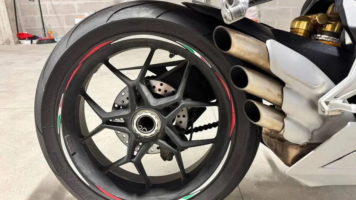 MV Agusta F3 800 EAS (2013 - 15)  (11)