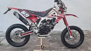Fantic Motor Motard 125 M Performance 4t (2017) 