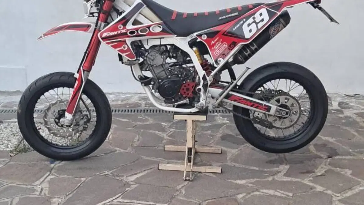 Fantic Motor Motard 125 M Performance 4t (2017)  (5)