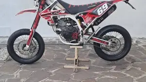 Fantic Motor Motard 125 M Performance 4t (2017)  (5)