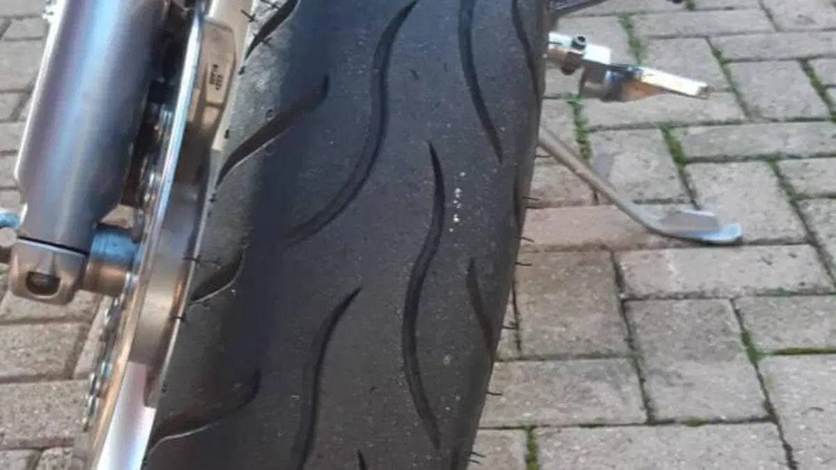 Harley-Davidson 1250 V-Rod (2008 - 12) - VRSCAW  (3)