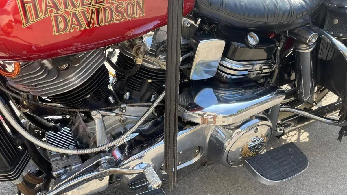 Harley-Davidson 1200 Electra Glide (1975 - 80) - FLH 