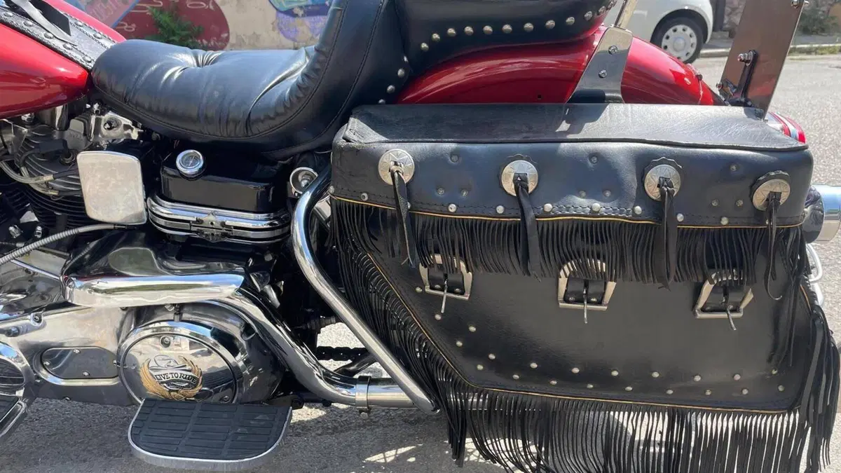 Harley-Davidson 1200 Electra Glide (1975 - 80) - FLH  (4)