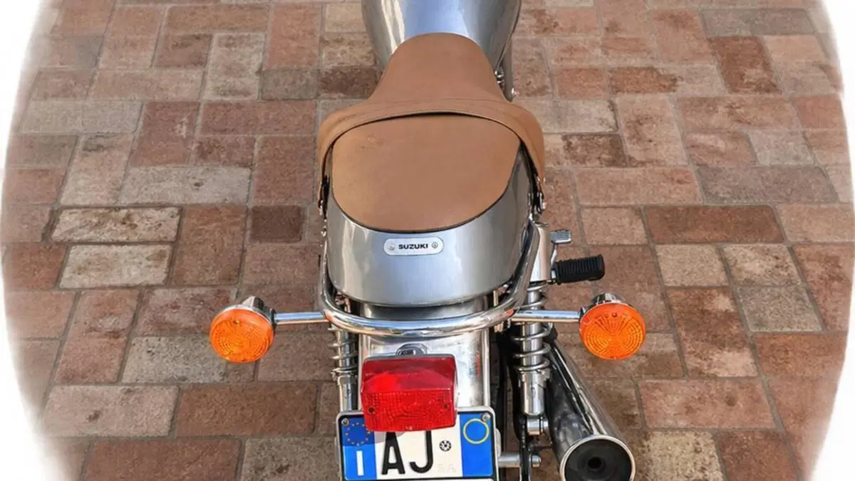 Suzuki TU 250 X (1997 - 03)  (2)