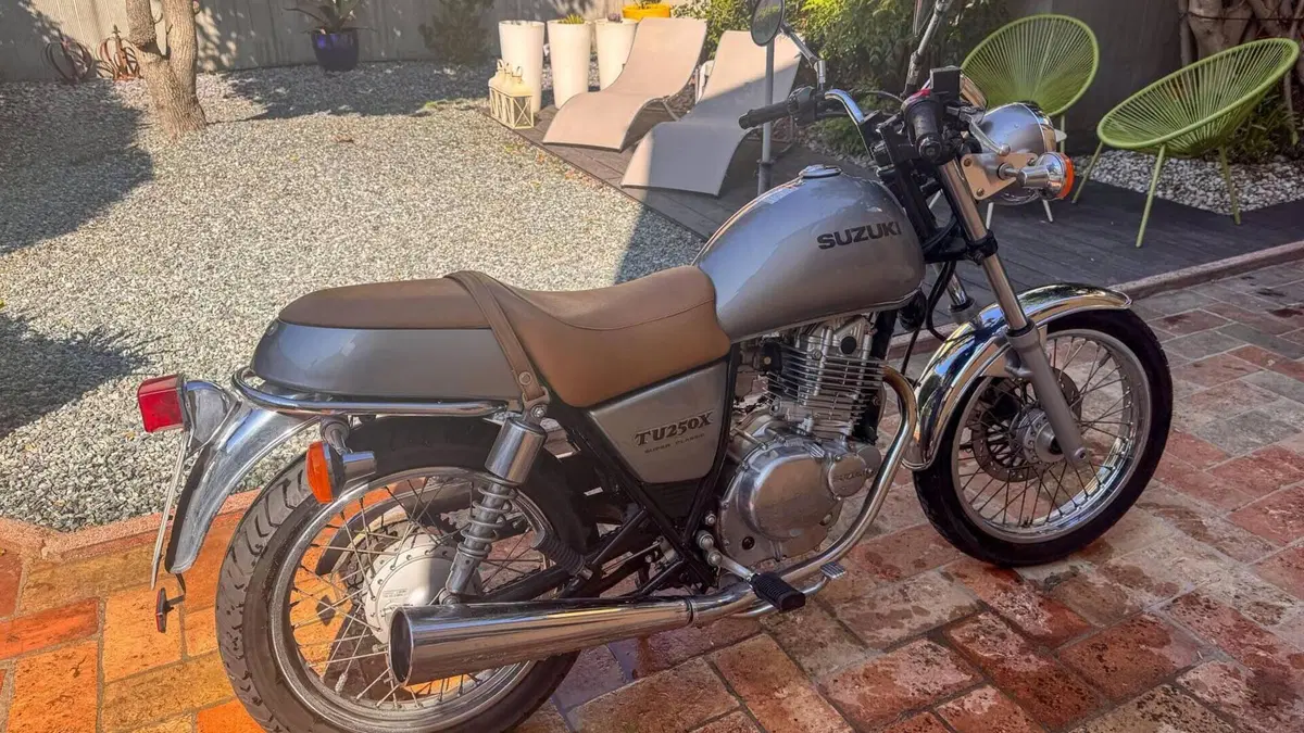 Suzuki TU 250 X (1997 - 03)  (7)