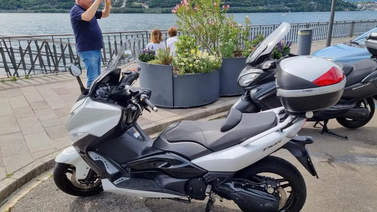Yamaha T-Max 500 White Max (2010 - 11)  (5)