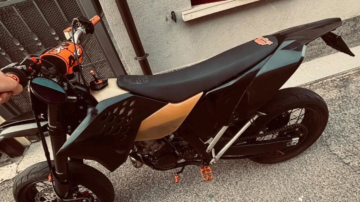 KTM 125 EXC (2008)  (5)