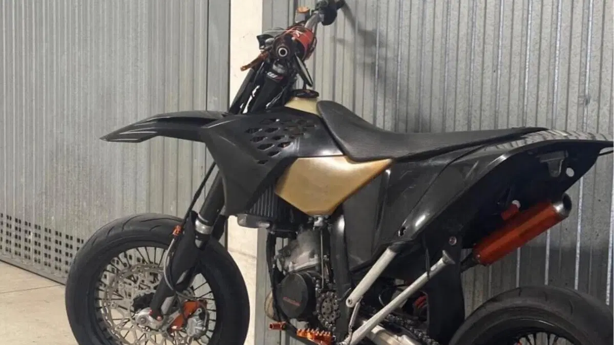 KTM 125 EXC (2008)  (8)