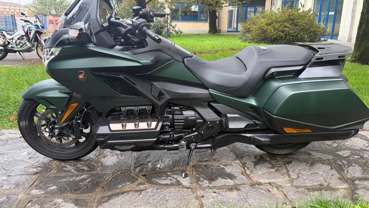 Honda GL 1800 Gold Wing DCT (2021 - 24) 