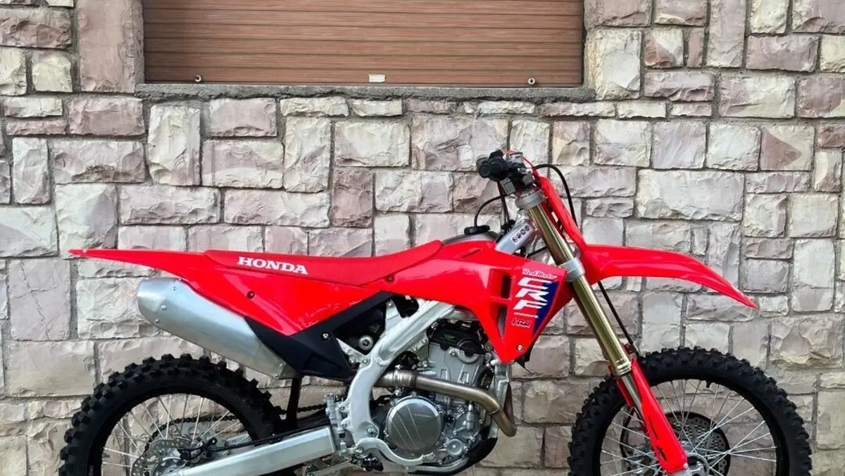 Honda CRF 250R (2026)  (4)