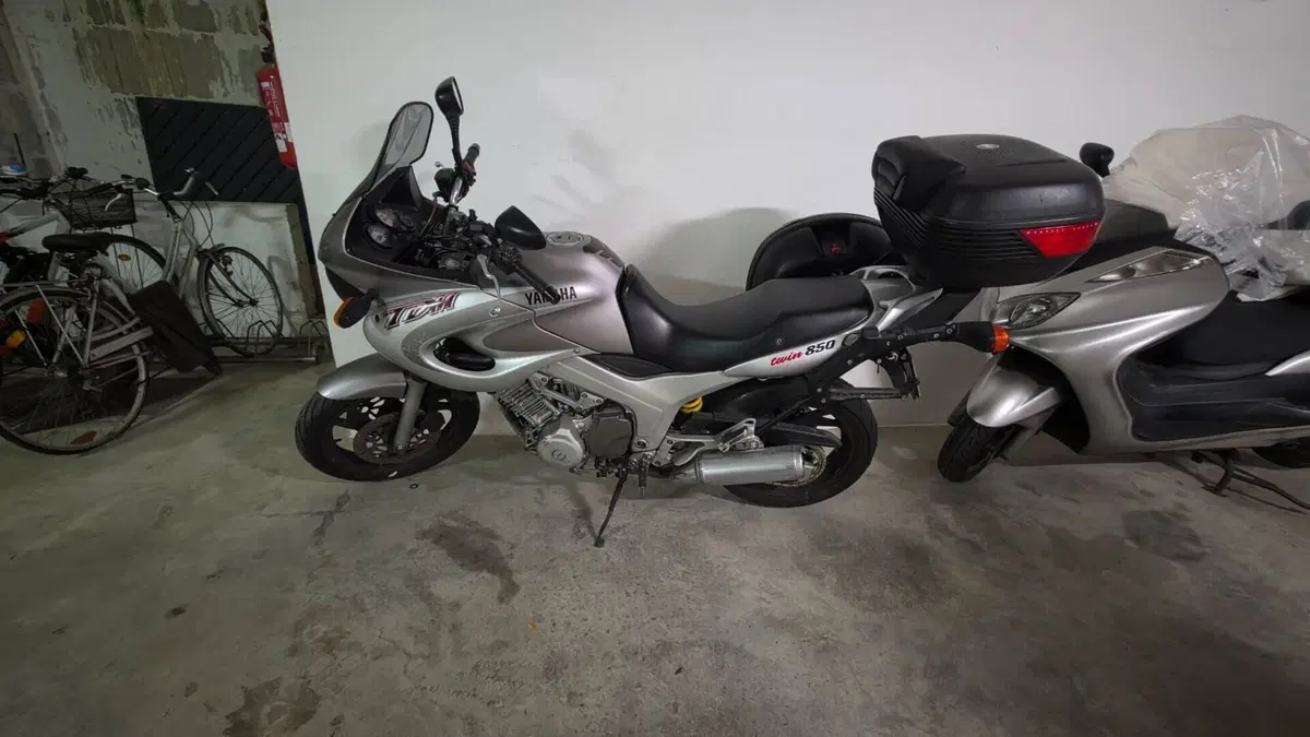 Yamaha TDM 850 (1996 - 01)  (12)