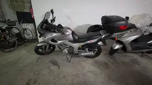 Yamaha TDM 850 (1996 - 01)  (12)