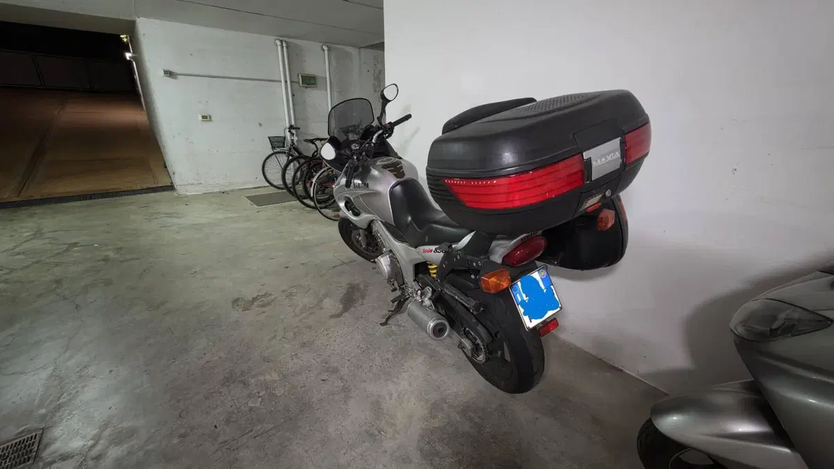 Yamaha TDM 850 (1996 - 01)  (16)