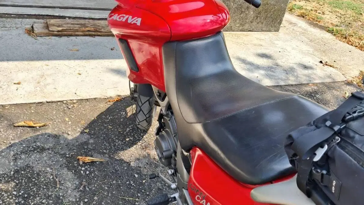 Cagiva Gran Canyon 900  (6)