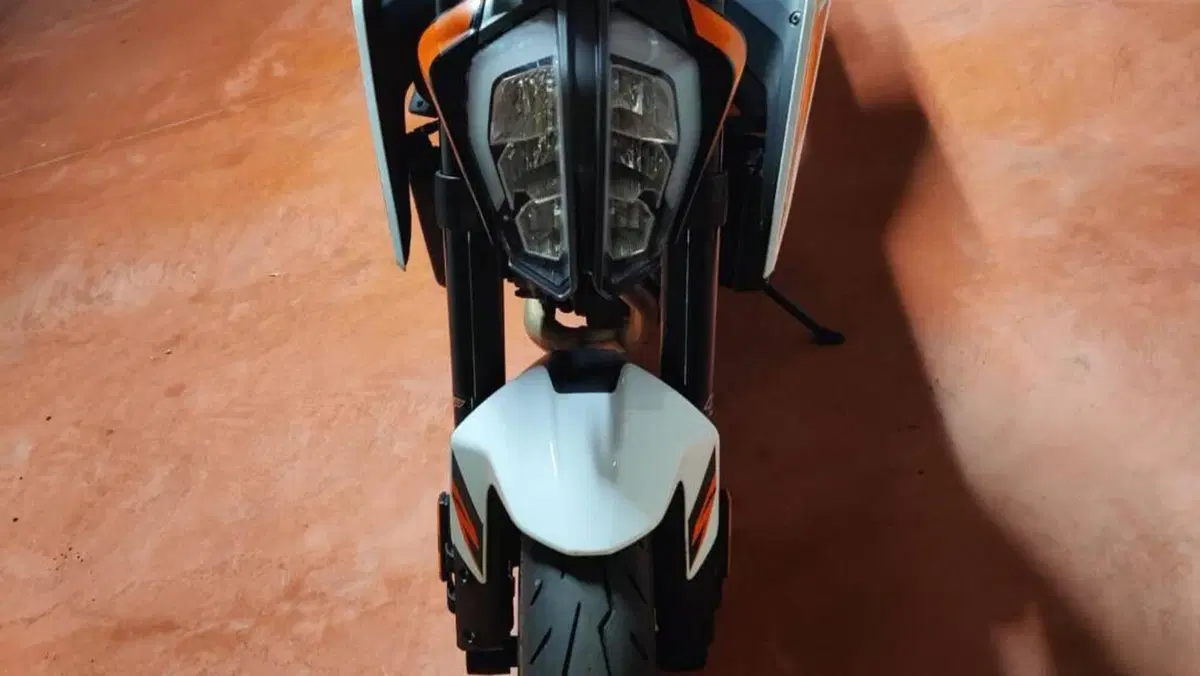 KTM 890 Duke R (2021 - 23)  (5)