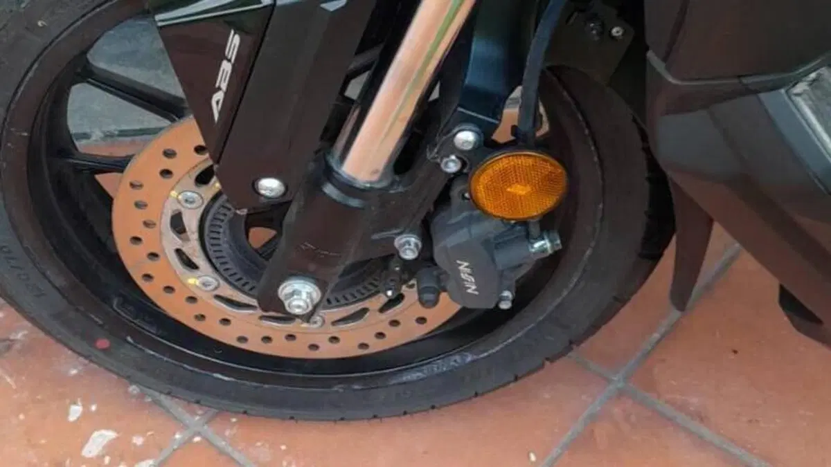 Honda ADV 350 (2022 - 24)  (3)