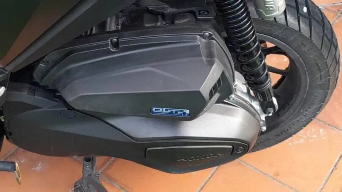 Honda ADV 350 (2022 - 24)  (4)