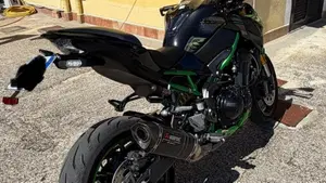 Kawasaki Z 900 SE Performance (2023 - 24)  (5)
