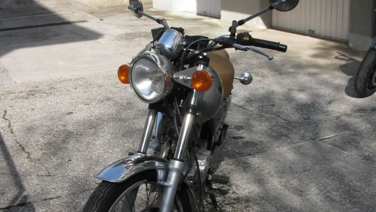 Suzuki TU 250 X (1997 - 03)  (2)