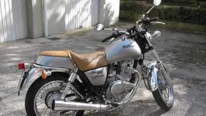 Suzuki TU 250 X (1997 - 03)  (3)