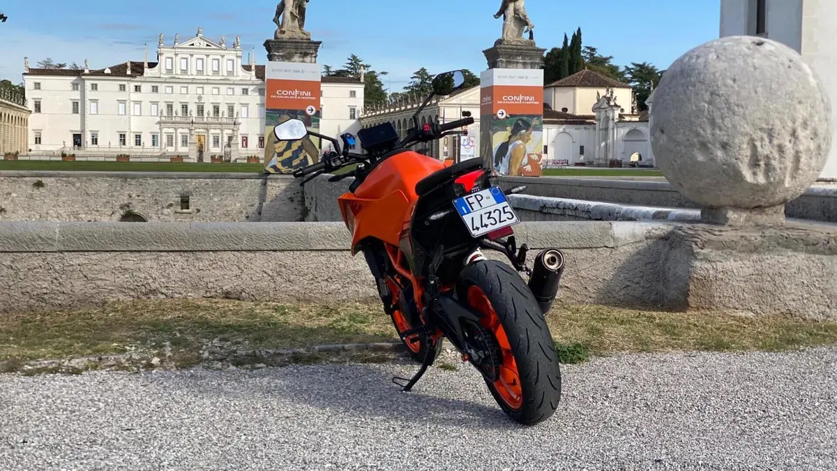 KTM 390 Duke (2024 - 25)  (4)