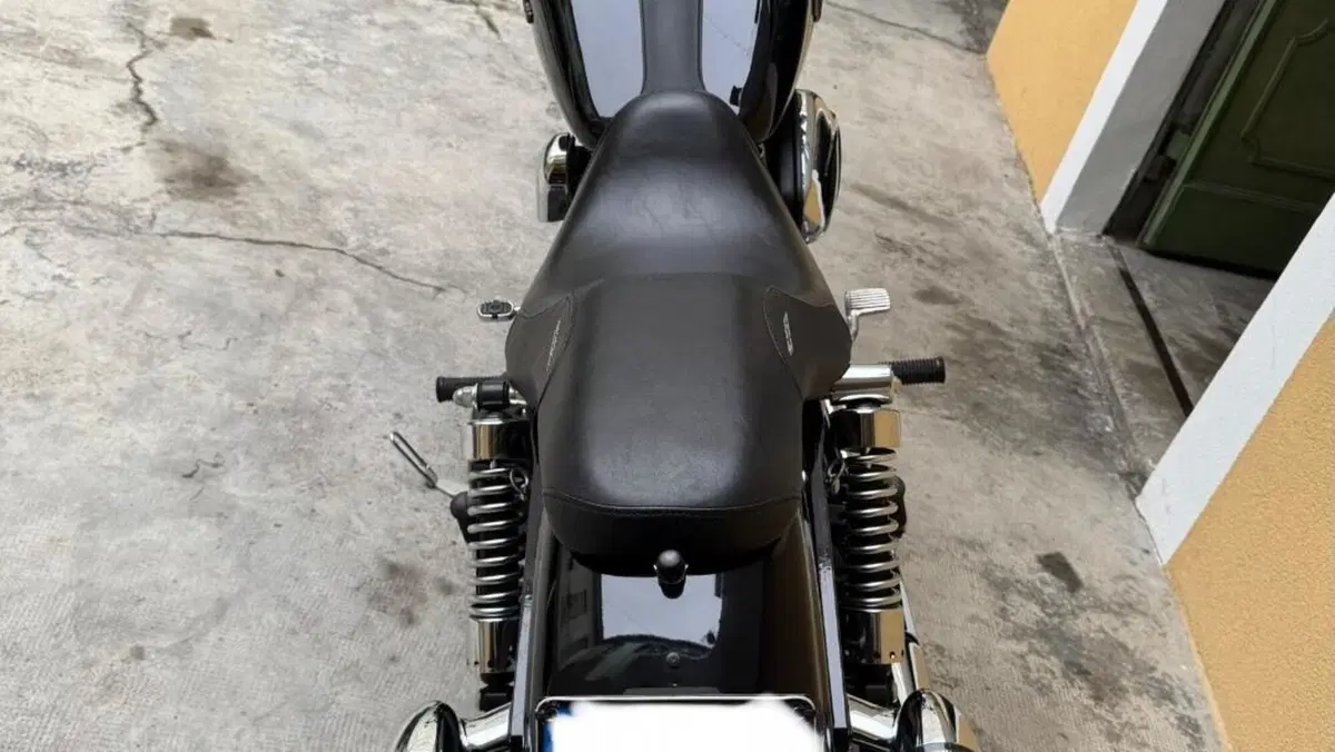 Harley-Davidson 1584 Street Bob (2008 - 15) - FXDB  (5)