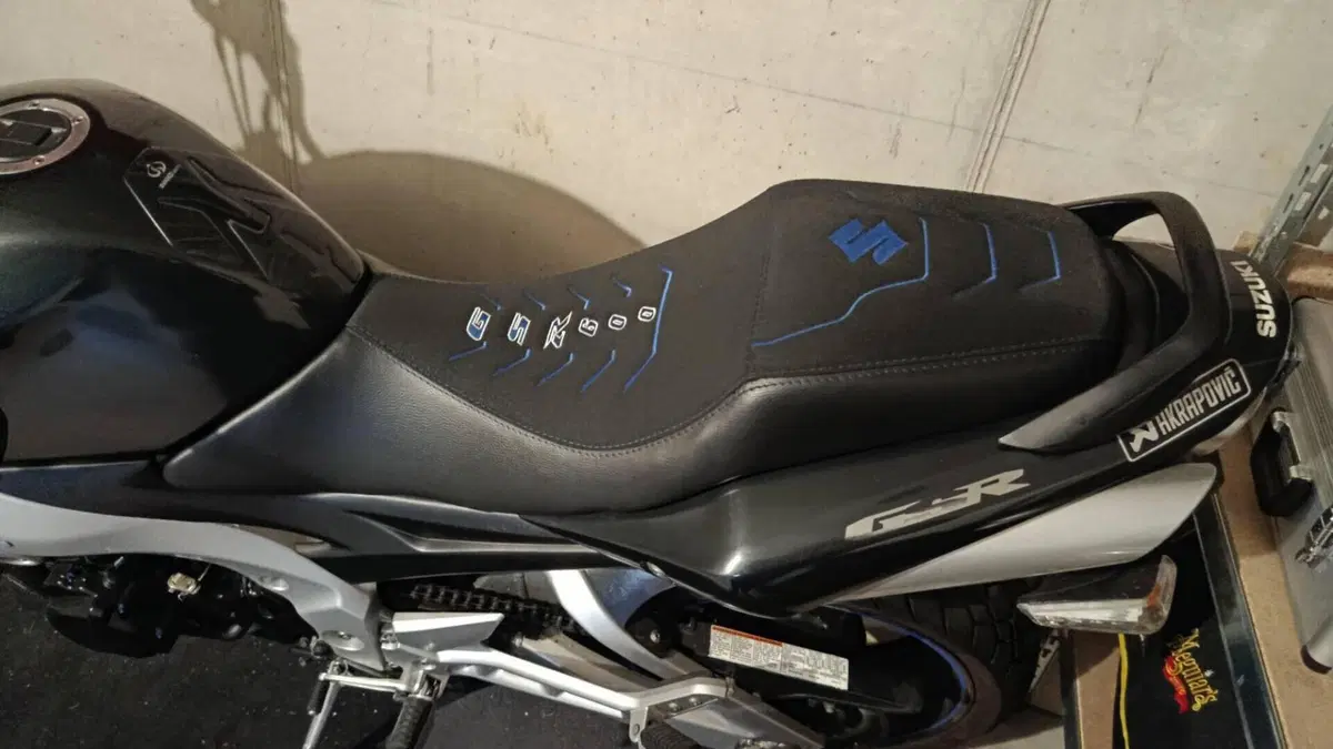 Suzuki GSR 600 (2006 - 11)  (5)