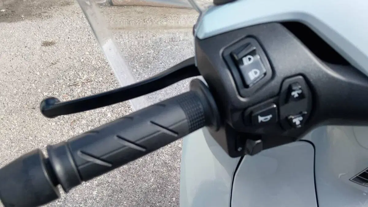 Honda SH 350i GT (2025 - 26)  (13)