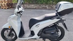 Honda SH 350i GT (2025 - 26)  (2)
