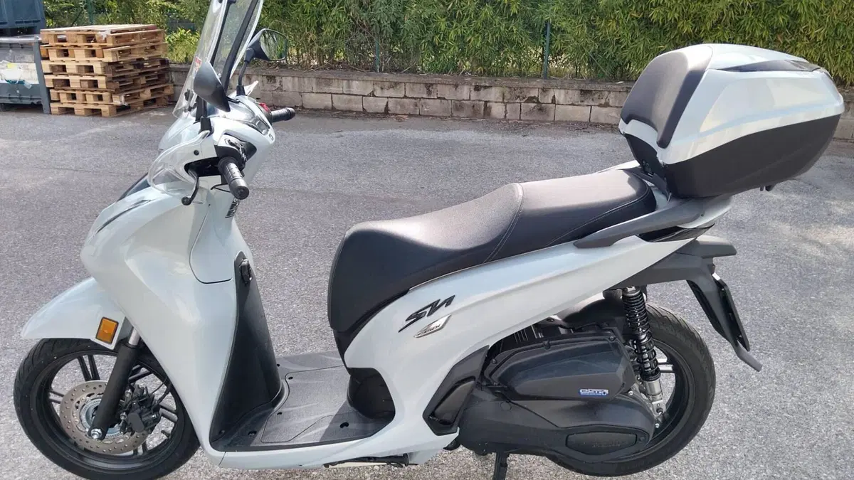 Honda SH 350i GT (2025 - 26)  (18)
