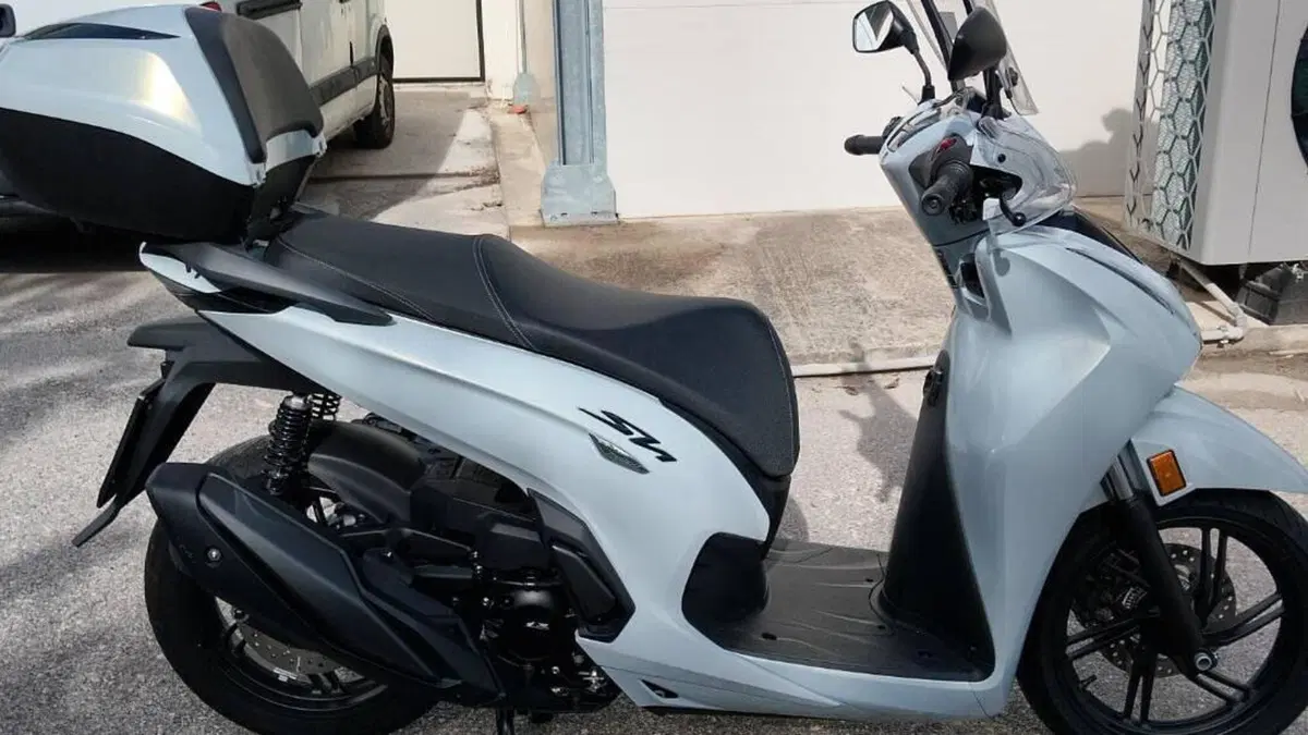 Honda SH 350i GT (2025 - 26)  (3)