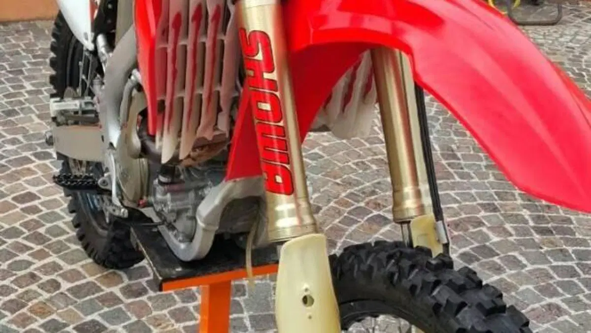 Honda CRF 250R (2007)  (2)