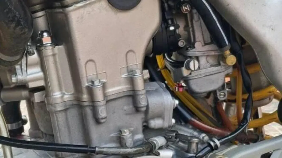 Honda CRF 250R (2007)  (6)