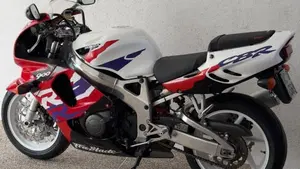 Honda   (4)