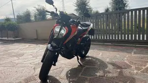 KTM 125 Duke ABS (2017 - 20)  (2)