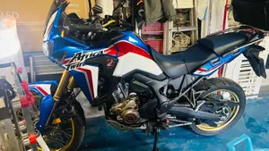 Honda Africa Twin CRF 1000L DCT Travel Edition (2018 - 19)  (3)