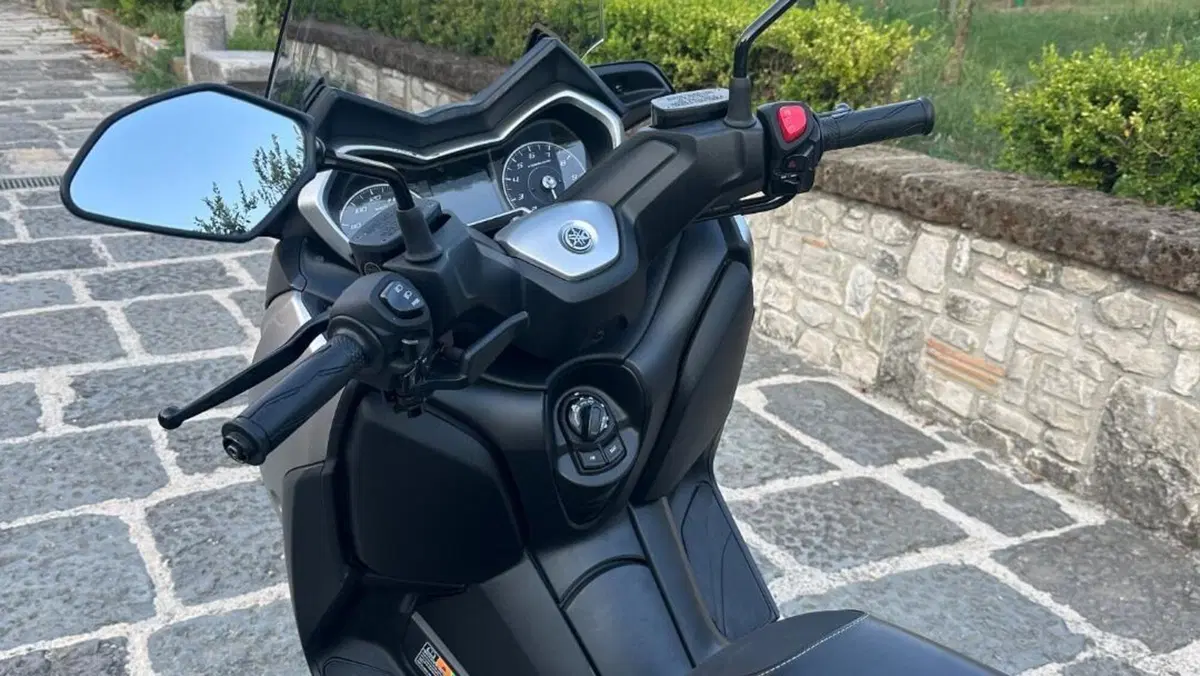 Yamaha X-Max 400 ABS (2017 - 20)  (6)