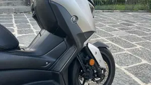 Yamaha X-Max 400 ABS (2017 - 20)  (8)