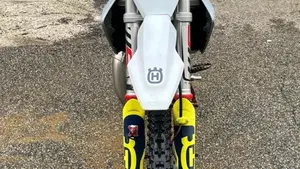 Husqvarna TC 85 (2023 - 24)  (6)
