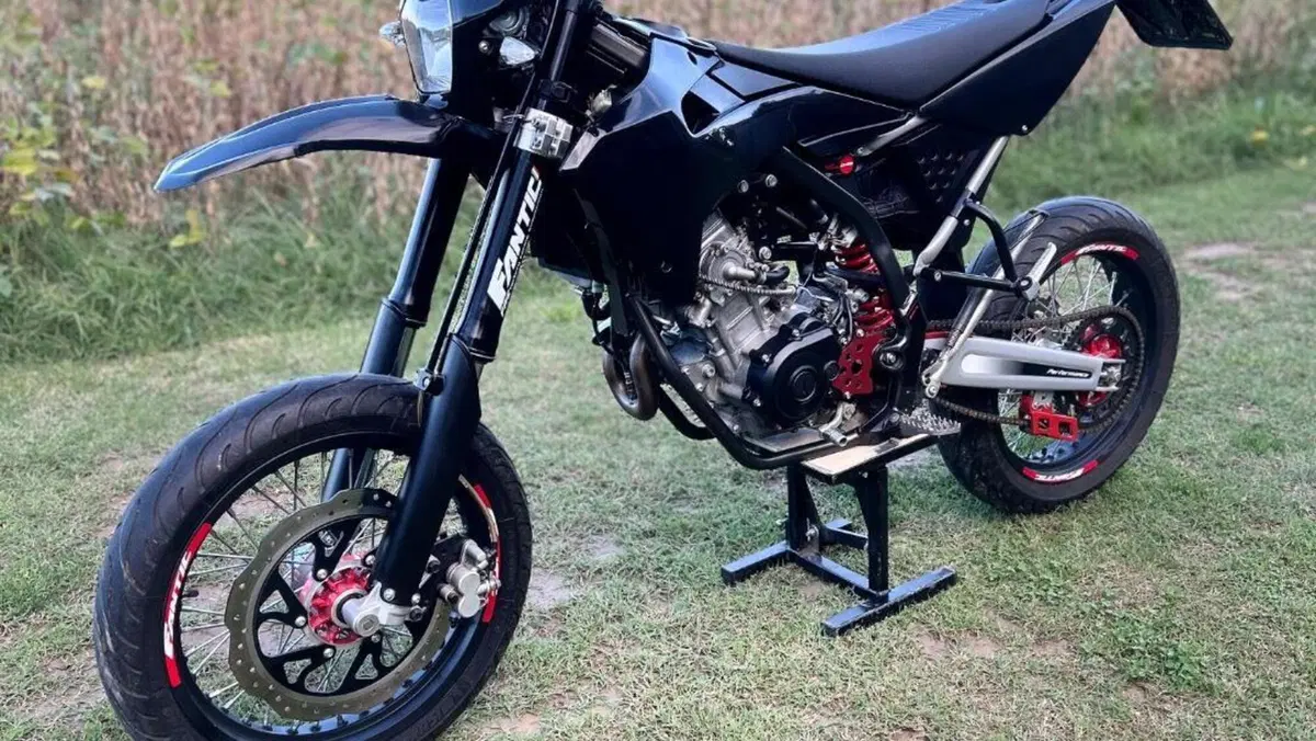 Fantic Motor XMF 125 Motard Performance 4t (2021 - 22) 