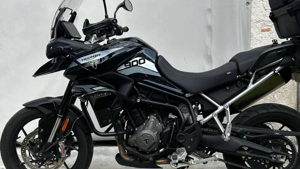 Triumph Tiger 900 GT (2020 - 23)  (2)