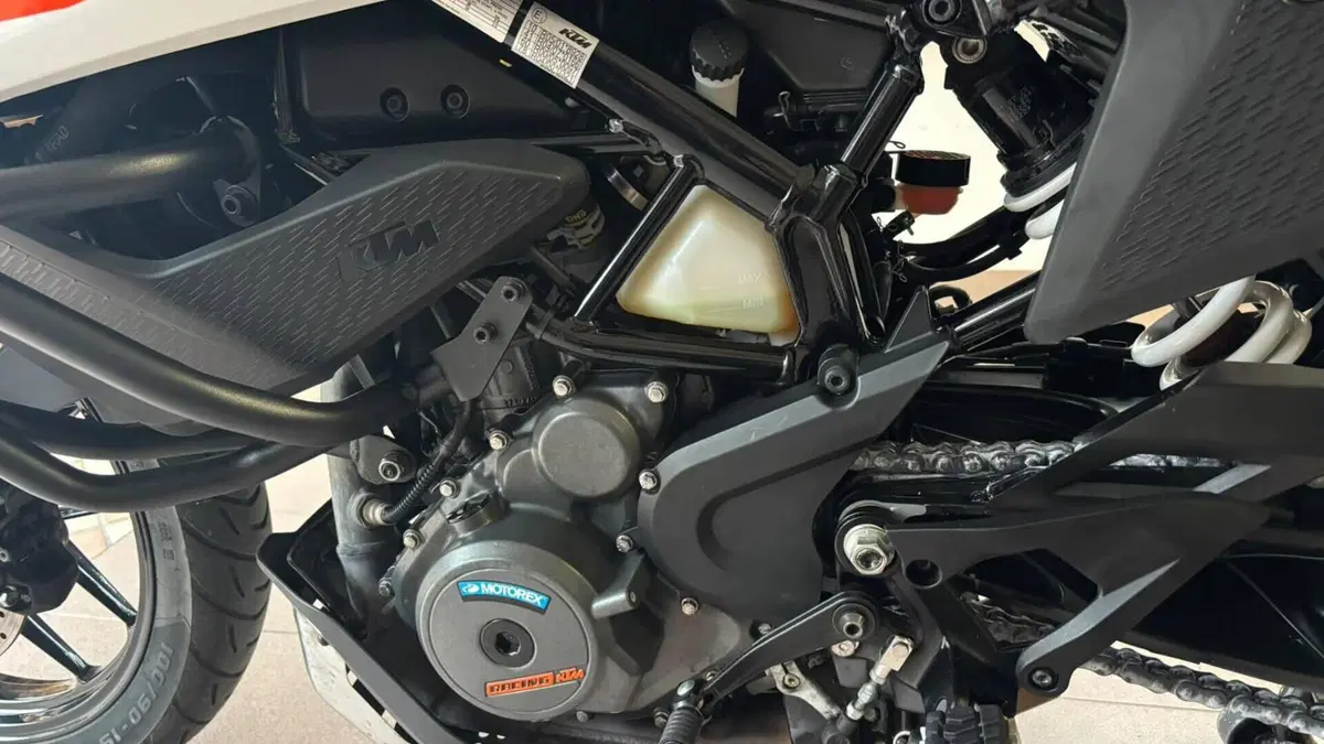 KTM 390 Adventure (2021 - 24)  (2)