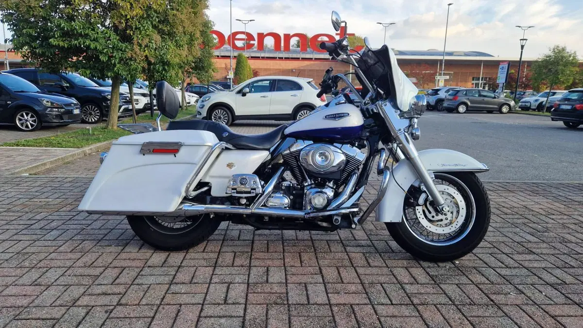 Harley-Davidson 1584 Road King Classic (2007 - 10) - FLHRC  (3)