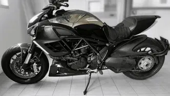 Ducati Diavel 1200 (2010 - 13) usata