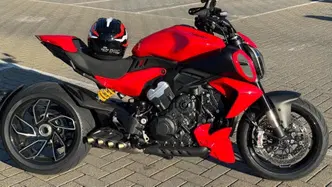 Ducati Diavel V4 (2023 - 26) usata
