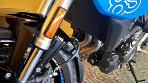 Suzuki GSX-8S (2025 - 26)  (11)