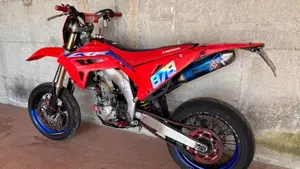 Honda CRF 450R (2001 - 02)  (5)