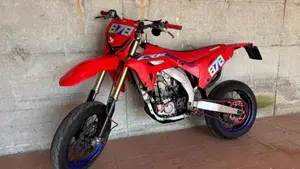Honda CRF 450R (2001 - 02)  (8)